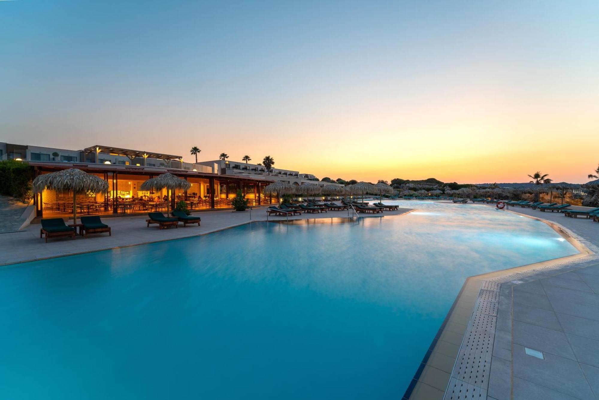 Kresten Royal Euphoria Resort Mourátagas Exterior photo